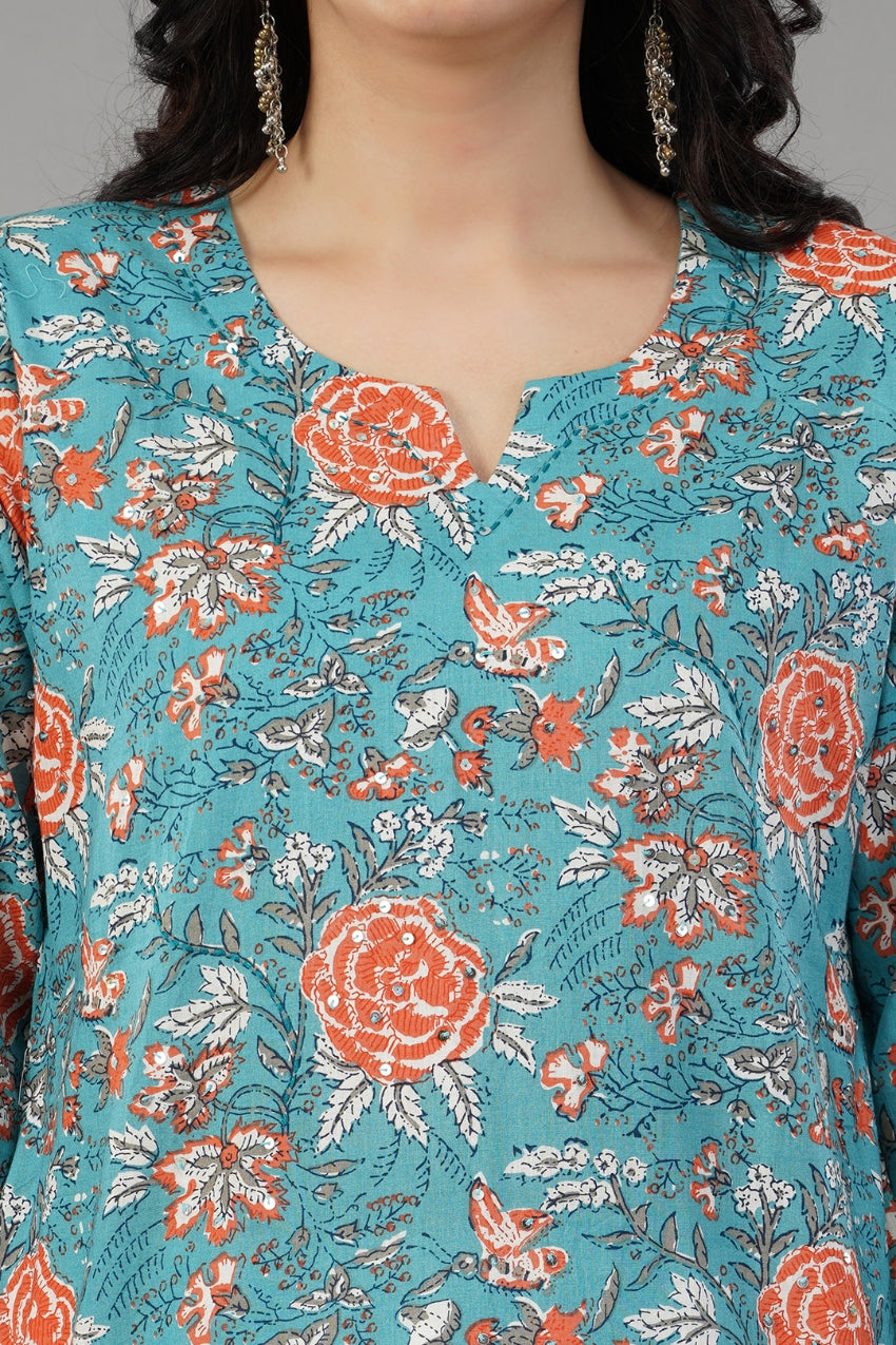 Blue Floral Printed Cotton Straight Kurti